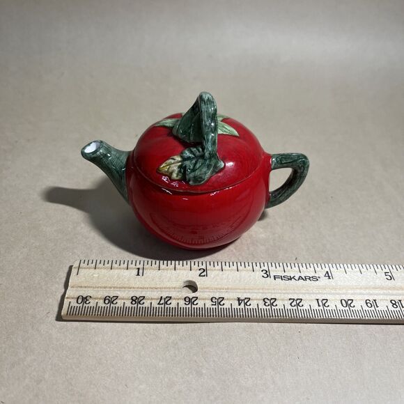 Vintage 2 Russ Miniature Teapot Tomato Garden Festival & Green Cabbage EUC - Picture 7 of 12